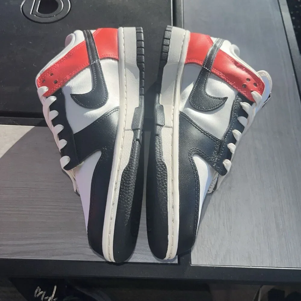 Hq3423-635 Size 7.5 Wmns Men’s 6 Nike Dunk Low Se Bright Crimson Black - Picture 9 of 12